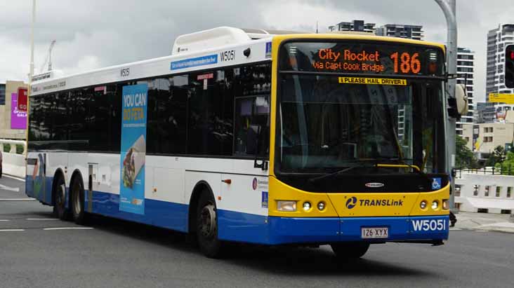 bus travel brisbane to warwick